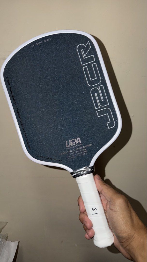 Honolulu J2CR Long Handle (Category: Other Sports Equipment and Supplies) located in Manila. Submitted by sneakspxxks (Listing ID 1466924866, Image 1). Description: Comes with j2cr bag Credit cards accepted.