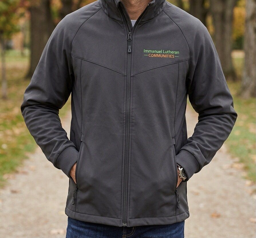 Hooded Jacket (Category: Coats, Jackets and Outerwear) located in Taytay. Submitted by crisha14344 (Listing ID 1461156658, Image 3). Description: Softshell/fleece-line Men’s Jacket Masyado Malaki Ang size Kaya di ginagamit Maganda po siya makapal.