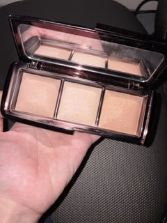 （分類：）位於 。 由 stella_mccartney 提交（商品編號 1466964732，圖片 1）。簡介： 。