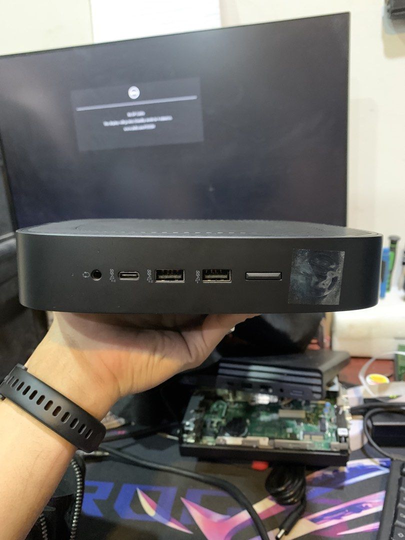 HP t640 Thin Client AMD Ryzen Embedded R1505G 8GB RAM (Category: Desktops) located in Manila. Submitted by takitanaka (Listing ID 1466869048, Image 2). Description: - Brand new, sealed in original shipping box - Processor: AMD Ryzen Embedded R1505G with Radeon Vega Graphics (2.40 GHz) - With keyboard - Memory: 8GB installed RAM - SSD: 64GB Ssd - Connectivity: Multiple ports including USB-C, DisplayPorts, USB ports, audio jacks, and VGA - Perfect 