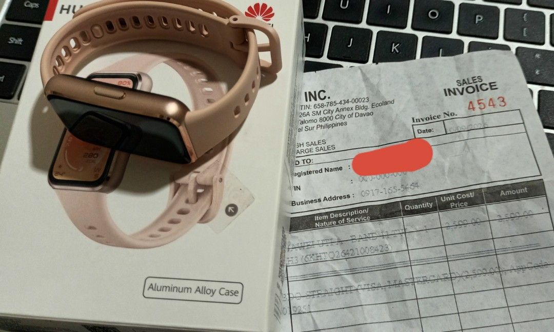 Huawei Band 11 Watch (Category: Wearables & Smart Watches) located in Davao. Submitted by krispy_king (Listing ID 1466935735, Image 2). Description: Brand new (beige) . Just bought it today 10/9 in SM Davao Huawei. Complete with box and receipt. Na remove lang yung sticker ng screen. Orig price is 2599, selling it at 2,400 and free shipping. RFS: Gift sana sa niece ko on her debut but not usefel for her because she can't be active due to her hear
