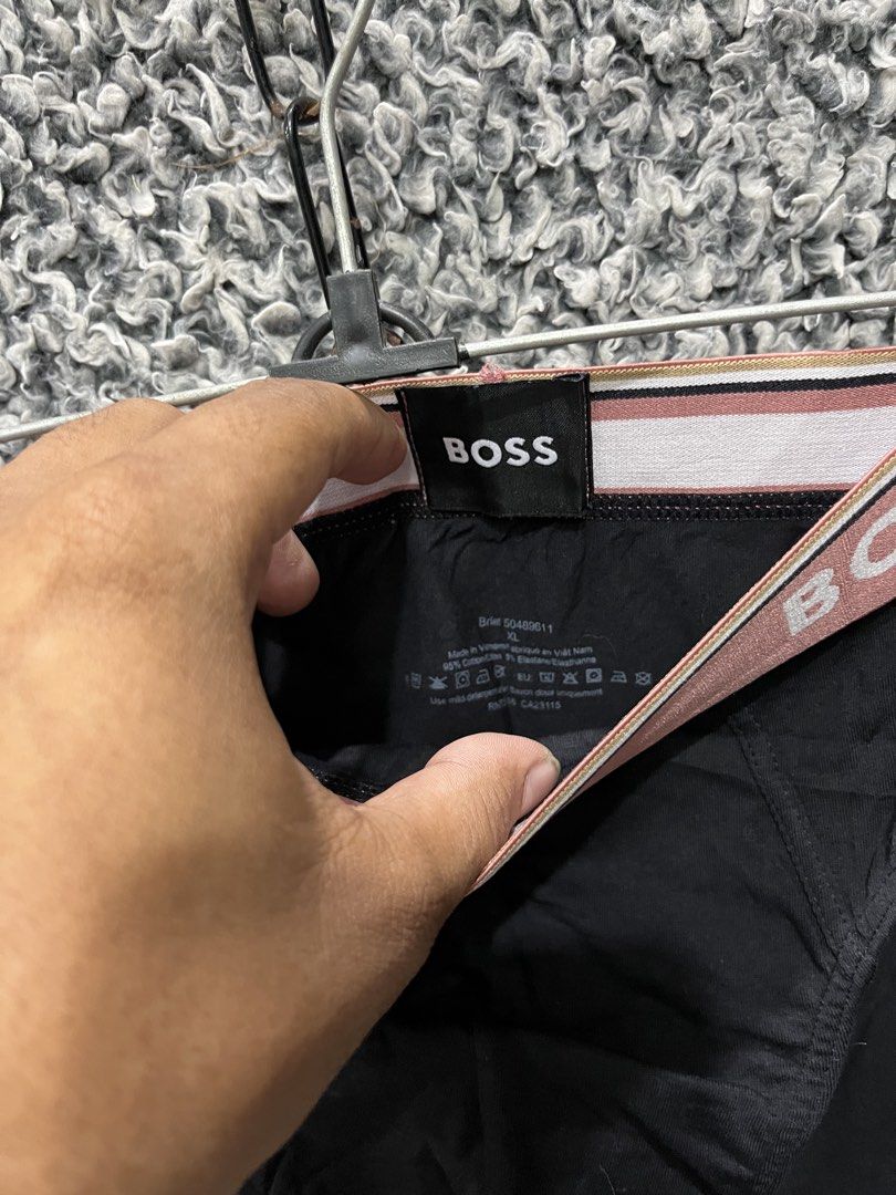 HUGO Boss Inner Short | Size XL (Category: Shorts) located in General Trias. Submitted by z_rchustlin.4 (Listing ID 1466902133, Image 3). Description: authentic.