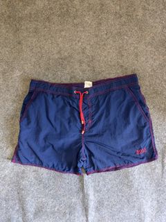 (Category: ) located in . Submitted by bsb.streetluxvintage.clothing (Listing ID 1466860480, Image 1). Description: .