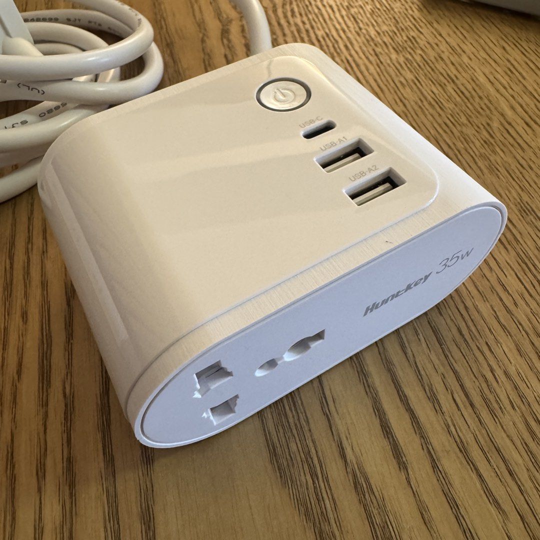 Huntley Charge Pub A35 (Category: Electrical, Adaptors & Sockets) located in Pasig City. Submitted by mon.alcantara (Listing ID 1466777125, Image 2). Description: Electrical rating: 2500w max USB-C: 35w max USB-A1 or A2: 22.5w max With on/off button 5 power ports GaN technology Cord length: 1.8meters Dimensions: 98.5x74xx44mm .