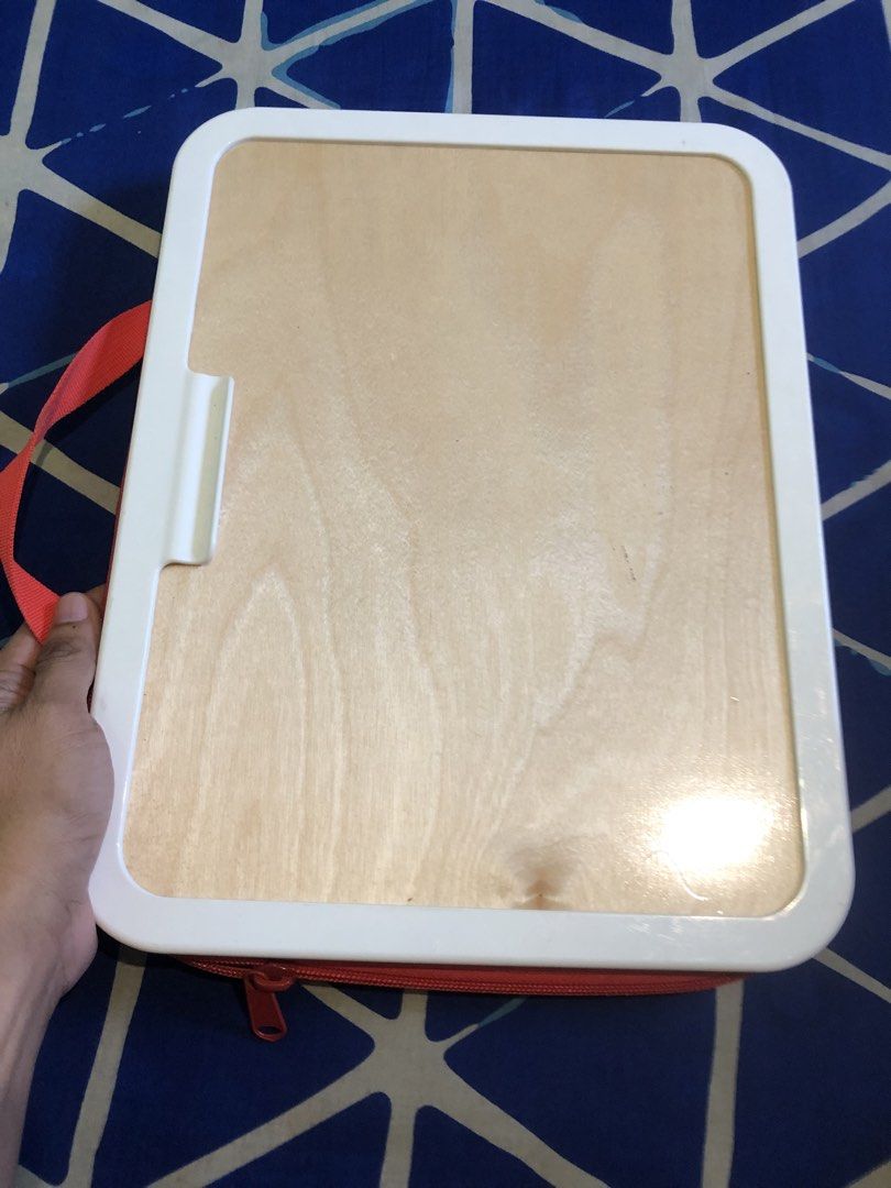 Ikea Portable Drawing board carry case (Category: Stationery & School Supplies) located in Quezon City. Submitted by markgolveo (Listing ID 1466789712, Image 1). Description: Ikea Portable Drawing board carry case Can fit A4 paper sizes.