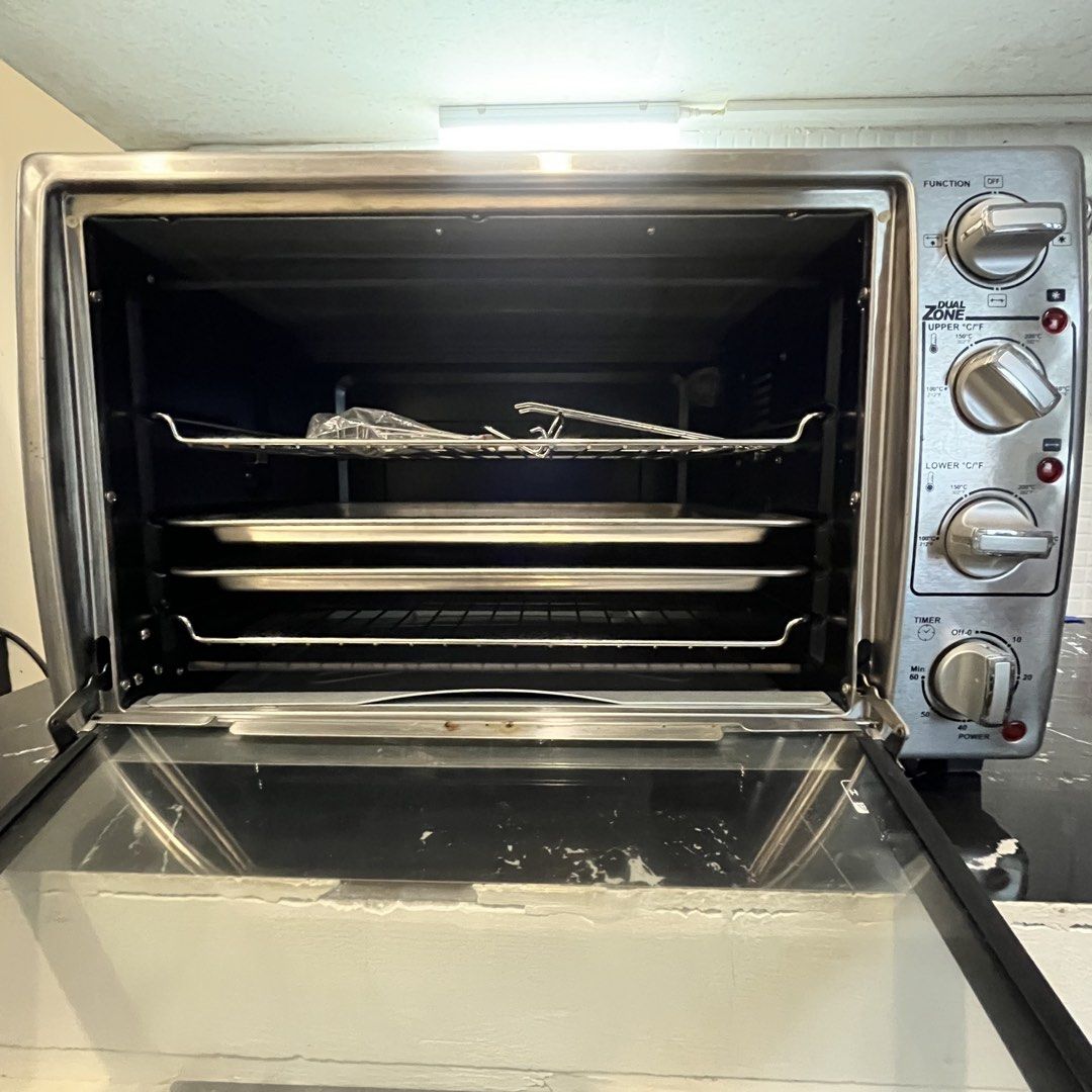 Imarflex Convection & Rotisserie Oven (Category: Ovens & Toasters) located in Quezon City. Submitted by annmalabanan (Listing ID 1466867662, Image 2). Description: Negotiable Price Dimensions: L x W x H 55 x 40 x 36 cm Issue: Few stains Location: Palmera Homes, Novaliches, QC .