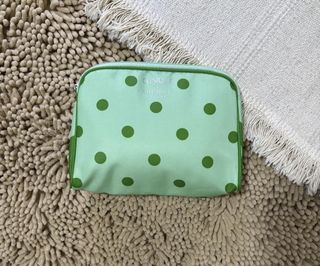 (Category: ) located in . Submitted by heartshop.ph (Listing ID 1466780313, Image 1). Description: .