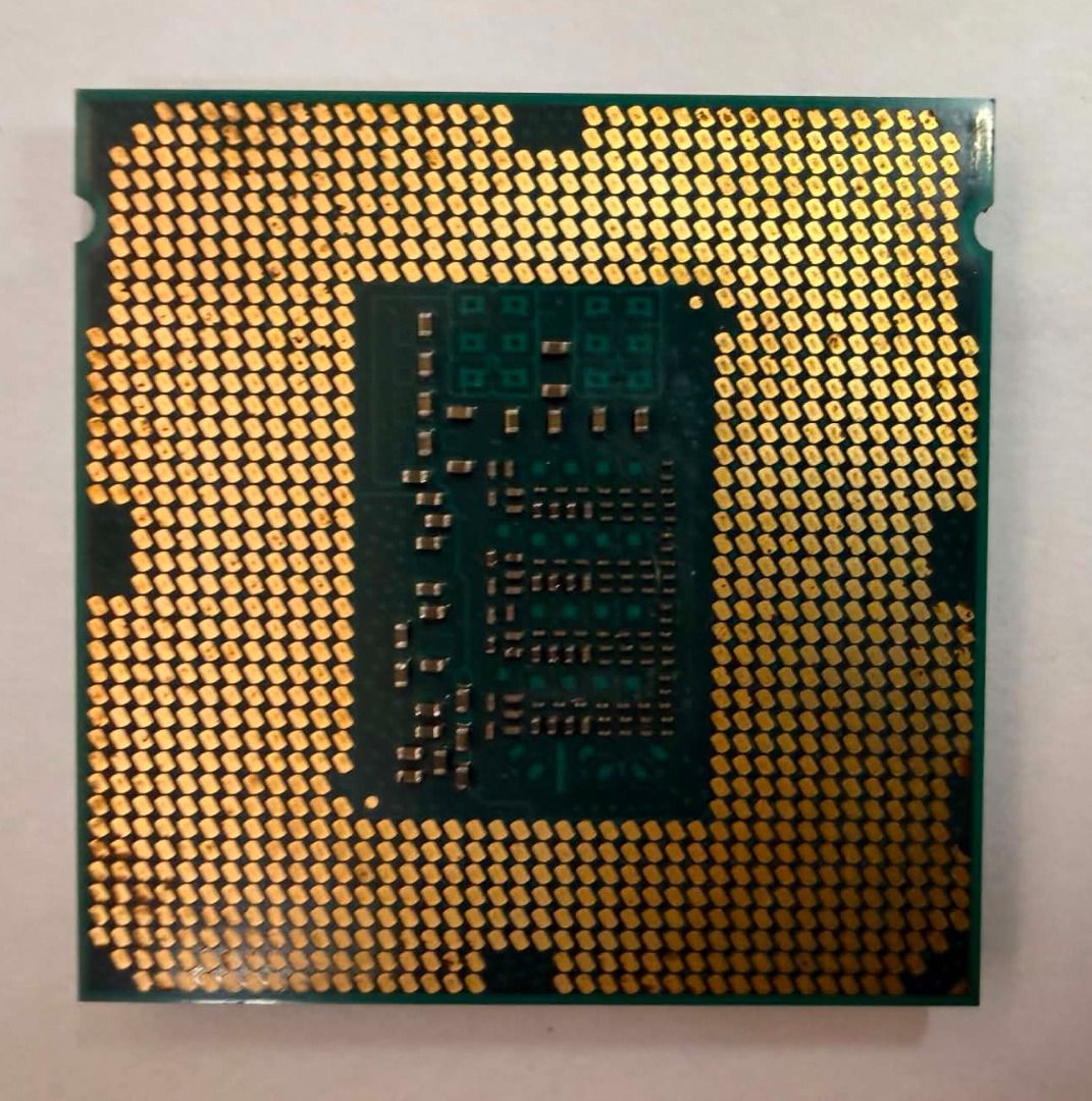 Intel Core i5-4570 Processor 3.20GHz (Category: Desktops) located in Lingayen. Submitted by ac1102 (Listing ID 1466842961, Image 2). Description: - Model: Intel Core i5-4570 desktop processor - Speed: 3.20GHz - Socket: LGA 1150 - Condition: Pulled from a working system, clean and straight pins, minor thermal paste residue on the IHS edges - Best for: Budget-friendly upgrade for older LGA 1150 motherboards.