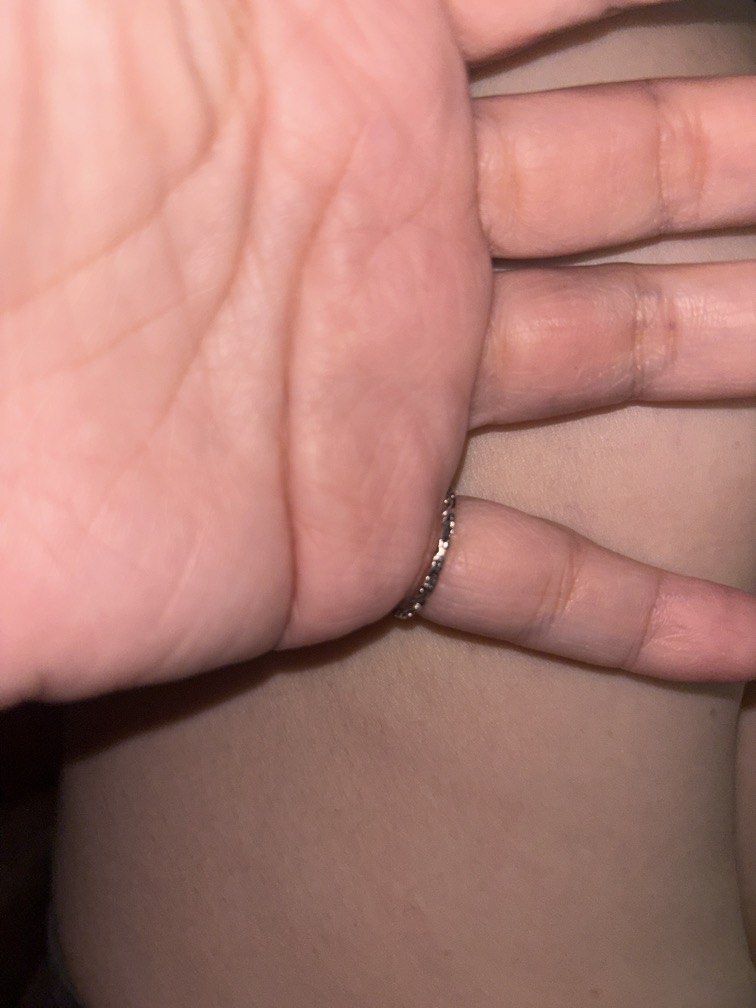 Intricate thin ring size 7 (Category: Rings) located in Manila. Submitted by vintageaccessories (Listing ID 1466881856, Image 3). Description: .