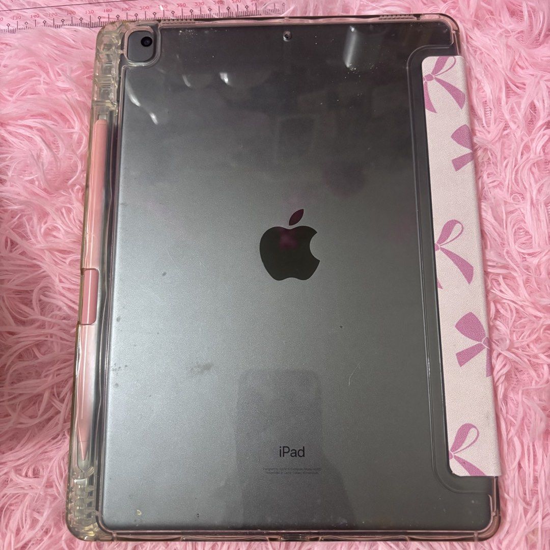 iPad 9th Generation (Category: iPad) located in Taguig. Submitted by haeal (Listing ID 1466839778, Image 3). Description: FOR SALE: iPad 9th Generation Specs: - ios 26.5.2 - 64 gb - long-lasting battery life (can lasts up to 3 days without charging if browsing use only) Issue: - minimal dents - hairline and small black dot in lcd but not that noticeable since i used a privacy tempered glass - can’t be factory reseted but can sign in or create app