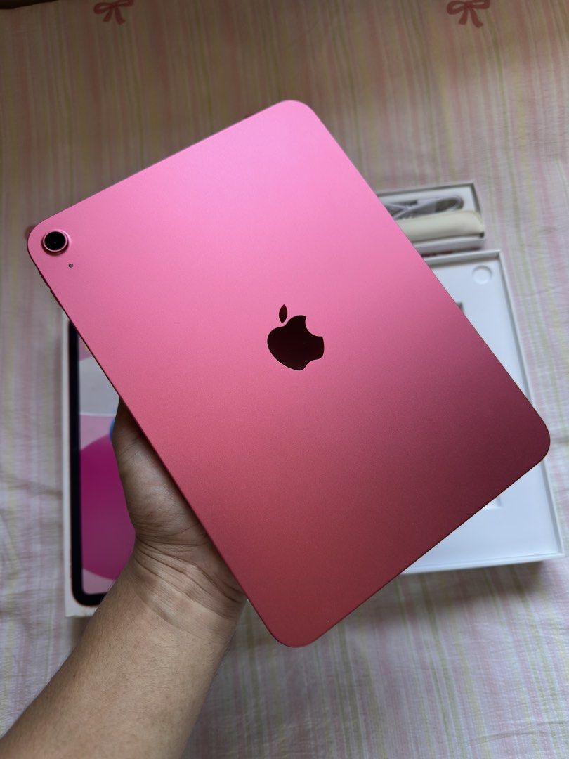 Ipad A16 11th Gen ( 128 GB) Pink (Category: iPad) located in Cavite. Submitted by densansae (Listing ID 1466774635, Image 2). Description: FS: Ipad A16 11th Gen (128 GB ) Pink ₱22,990 No Issue / No dents / All working Under Warranty Until November 16, 2026 🔋 97% Batthealth • 123 Cycle Count Only ✅Finger Print Working * Inclusions: Original Brick and Connector / Original Box / Goojodoq Stylus Pencil MOP 💰Gcash, Bank, Cash Meet up or Pick up Pm m