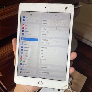 由 .r.u. (刊登 ID 1466800749，圖片 1) 提交，位於 的 (類別：)，說明：。