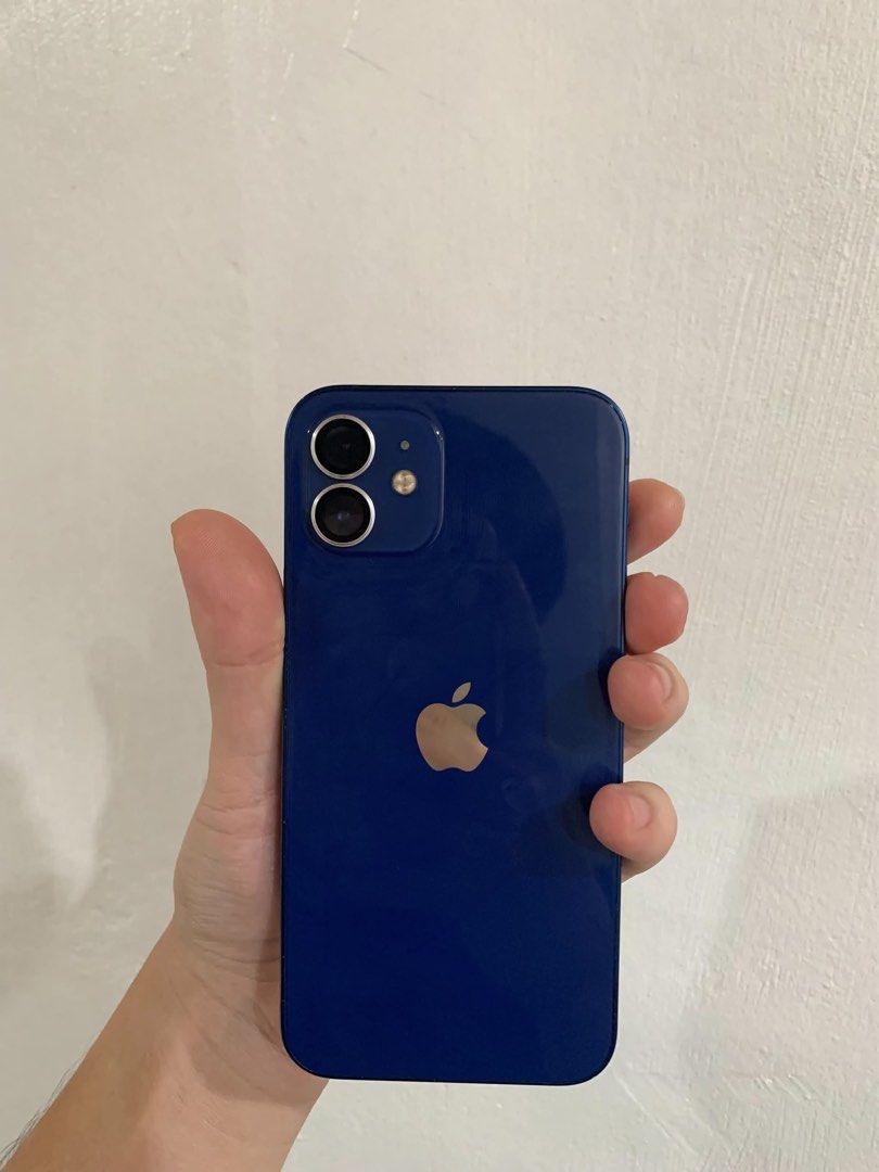 Iphone 12 128GB Blue (Category: iPhone 12 Series) located in Manila. Submitted by pauloreynoso (Listing ID 1466902688, Image 2). Description: For Sale Only - Iphone 12 128GB Quick Description: No Sim Restrictions (All sim pwede) 5G ready!✅ Battery Health - 75% (Original battery) IOS Version: 18.7.8 (Much stable than newer IOS version but depends on you if you would like to update to IOS27) Everything is WORKING NO REPAIR HISTORY EVERYTHING IS ORI