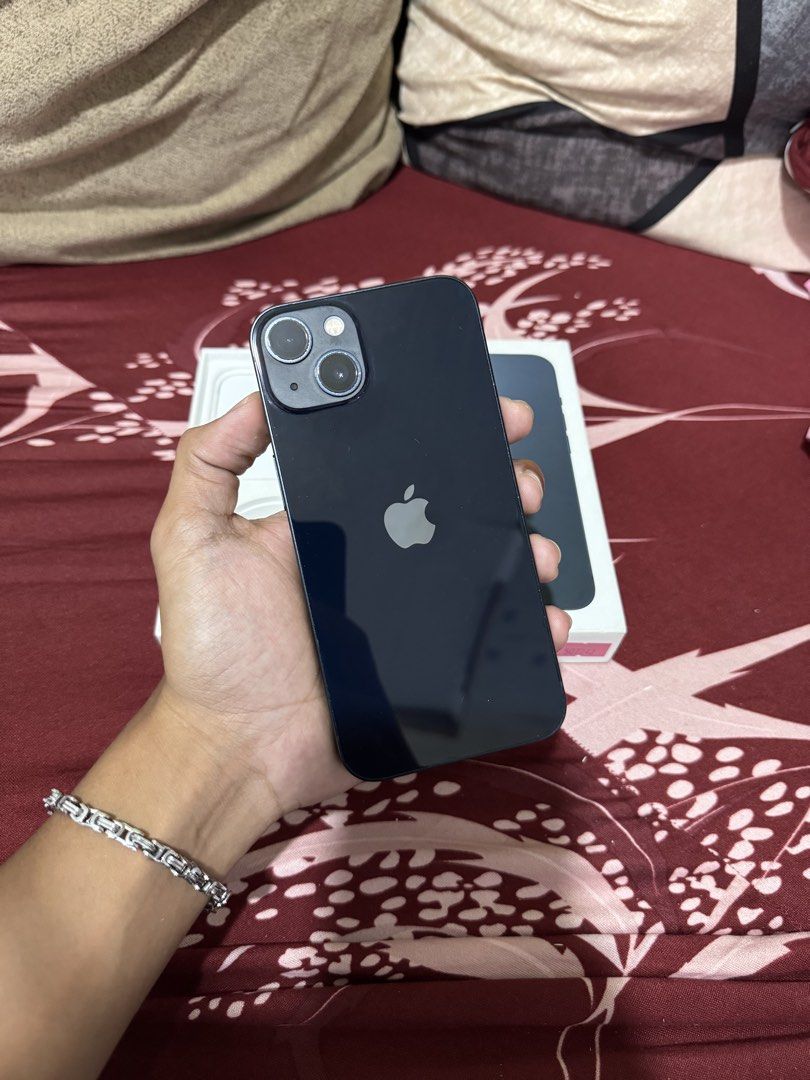 Iphone 13 (Category: iPhone 13 Series) located in Bulacan. Submitted by radnawashere (Listing ID 1466948230, Image 1). Description: Iphone 13 Warranty ended last Sept ₱18,500 Midnight 128GB 95% Battery (Original) ZP/A Local Variant NTC All working No repair/replace Honest issue is paintchips (normal for midnight) With box and case only 📍SJDM, Bulacan.