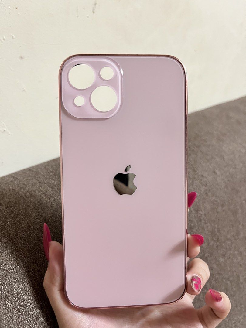 Iphone 13 pink case (Category: Cases & Sleeves) located in San Pedro. Submitted by sie_declutters (Listing ID 1466804095, Image 1). Description: .