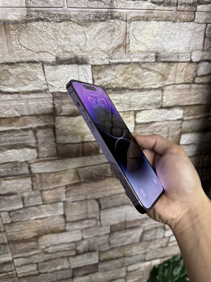 iPhone 14 Pro Max (Category: iPhone 14 Series) located in Caloocan City. Submitted by dreezz (Listing ID 1466924288, Image 3). Description: Pass sa barat/lowballer iPhone 14 Pro Max 128gb | Deep Purple | Factory unlocked | 83% Battery health | No issue | No dents | No scratches | No history of repair Inclusions: Unit, case and original cord Location: Sm Fairview and Camarin north caloocan.