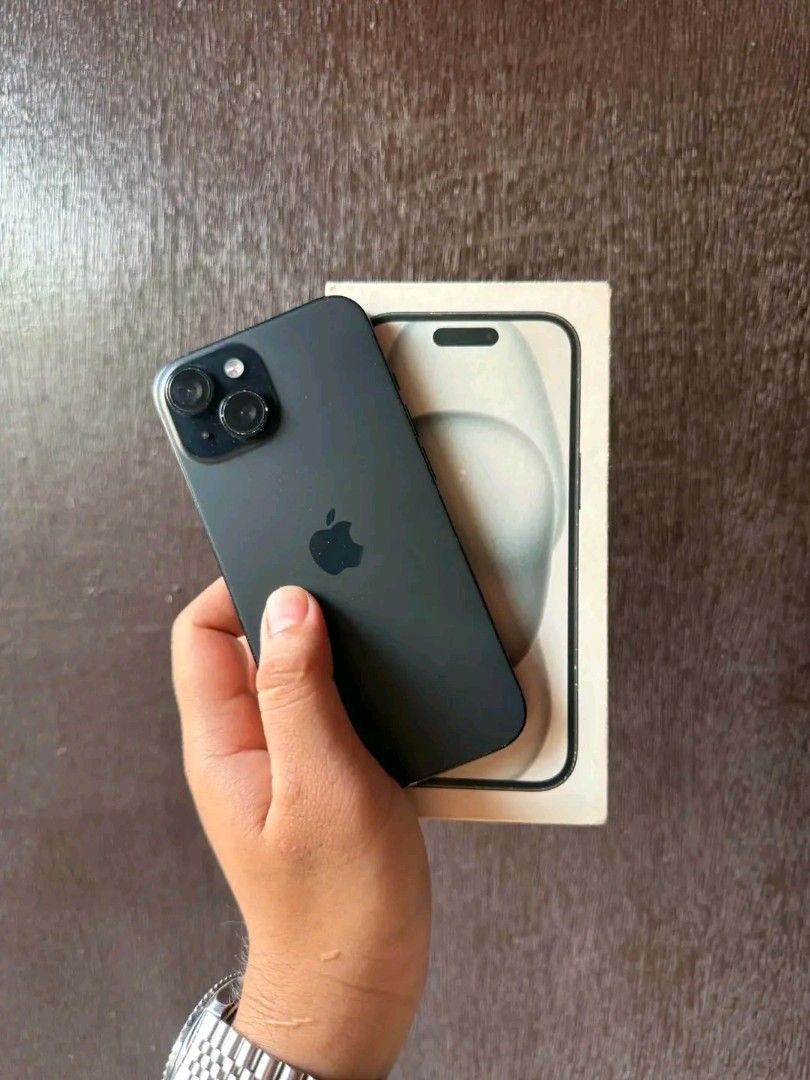 IPHONE 15 128GB (Category: iPhone 15 Series) located in Marilao. Submitted by zettevibar (Listing ID 1466879193, Image 2). Description: - Model: Apple iPhone 15 - Storage Capacity: 128GB -79% Batt health - Color: Black - Condition: Well-maintained, excellent physical and functional condition - Inclusions: Original box included as shown in photos - Meet-up Location: Foodcourt, SM City Marilao, Bulacan.