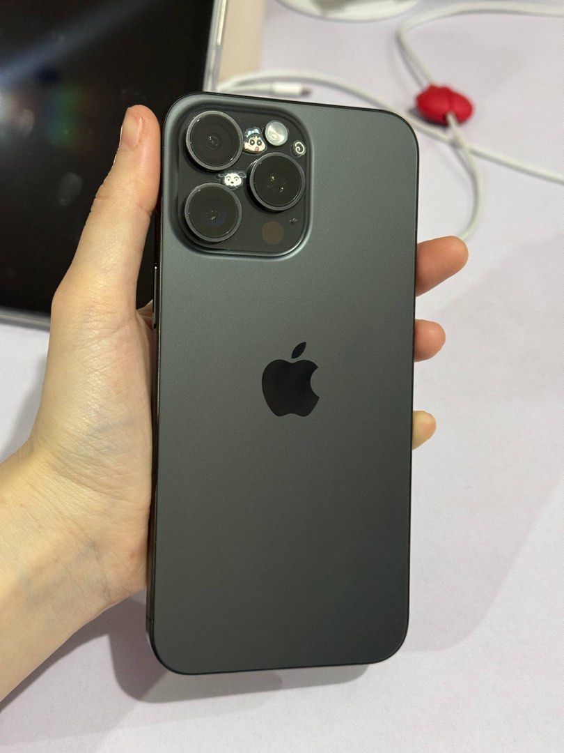 iPhone 15 Pro Max 256GB Black (Category: iPhone 15 Series) located in Pasay City. Submitted by zinn15 (Listing ID 1466821025, Image 2). Description: For Sale: iPhone 15 Pro Max 256GB * Price: ₱45,000 * Storage: 256GB * Version: China variant * Color: Black * Battery Health: 92% * Condition: Approximately 99% like new * Repair History: Never opened or repaired * Functionality: All functions working perfectly.