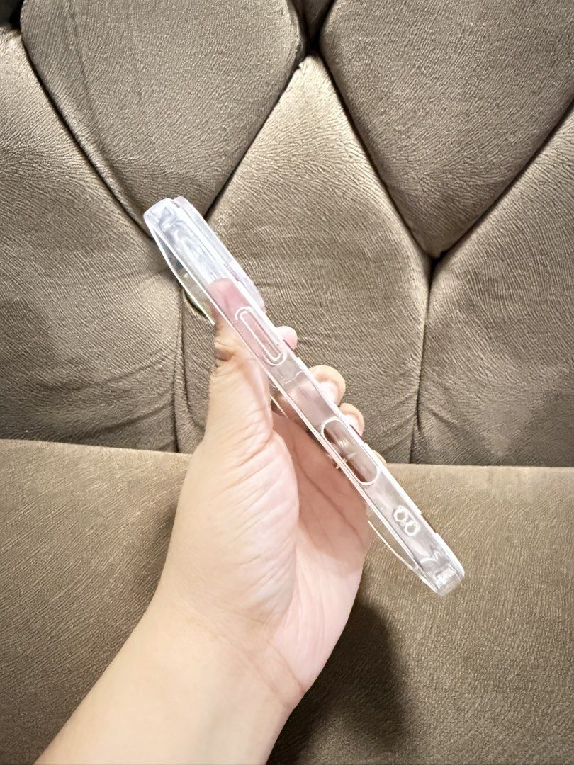Iphone 16 pro case (Category: Cases & Sleeves) located in Caloocan City. Submitted by gmmrfls (Listing ID 1466885467, Image 3). Description: .