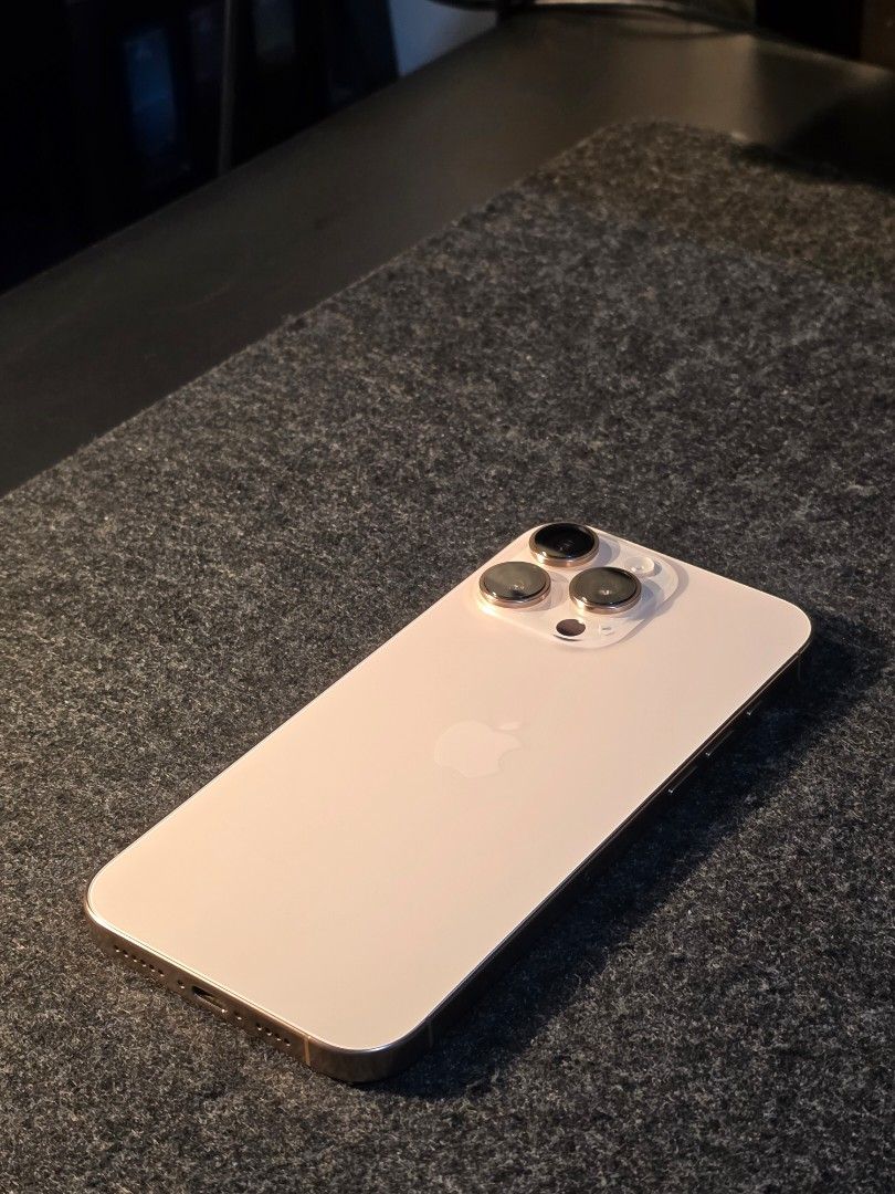 iPhone 16 Pro Max 1TB (Category: iPhone 16 Series) located in Makati City. Submitted by charlsedwrdd (Listing ID 1466877932, Image 2). Description: For sale: iPhone 16 Pro Max 1TB Desert Titanium Battery Health: 88% No scratches or dents Good as new COMPLETE ACCESSORIES: 1. Box 2. Unused USB C cable 3. With SmartDevil TG since Day 1 4. Case 5. Official Receipt Mostly used for photo and video taking RFS: Upgrade .