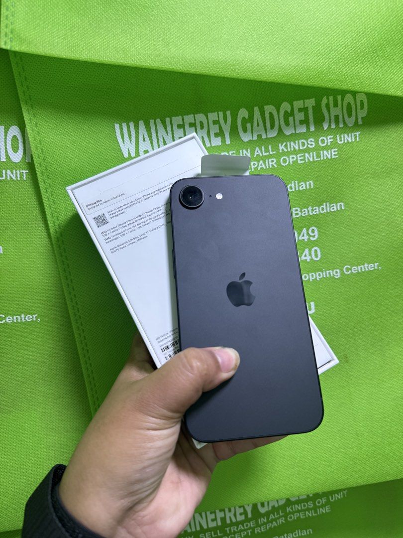 iPhone 16e 128gb (Category: iPhone 16 Series) located in San Juan City. Submitted by wainefreygadgetshop (Listing ID 1466846018, Image 1). Description: iPhone 16e 128gb (SMART-LOCKED ONLY) OPEN BOX ONLY MAY FACE I.D MAY TRUETONE ALL GOODS AT WORKING NO REPAIR HISTORY NO HIDDEN ISSUE BATTERY HEALTH 100% 0 CYCLE COUNT PEDE RIN PANG BACK UP PHONE October 5,2026 lang na open Warranty untill October 2027😊 TEST TO SAWA BAGO BAYARAN For fast transactio