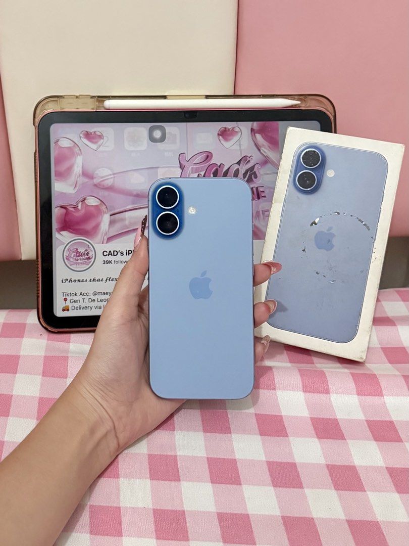 iPhone 17 256gb Mist Blue (Category: iPhone 17 Series) located in Manila. Submitted by eyylexa_ (Listing ID 1466784884, Image 1). Description: iPhone 17 Mist Blue💙 256gb - ₱46,000 Under apple warranty ‘till Nov 6, 2026 ✅NO functional issue ✅95% batt health ✅Local variant ✅NTC approved ✅FU (any sim) ✅Face ID working ✅True tone ✅Unli reset ❗️Minimal dents Inclusions: Orig box and orig cord, powermac paper bag, case, and manual 📌Not accepting COD 