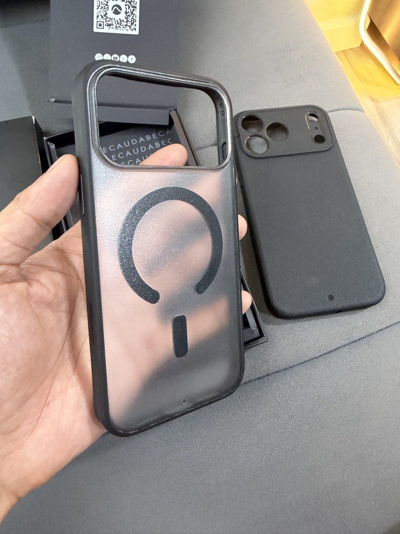Iphone 17 Pro Max CAUDABE CASE (Category: Cases & Sleeves) located in Mandaluyong City. Submitted by better_call_sole_ph (Listing ID 1466827030, Image 2). Description: Paragon Case No Box - 2800 pesos srp brandnew condition 950 pesos only Synthesis Case with Box - 2600 pesos srp brandnew condition 950 pesos only 1700 if take both Alabang.