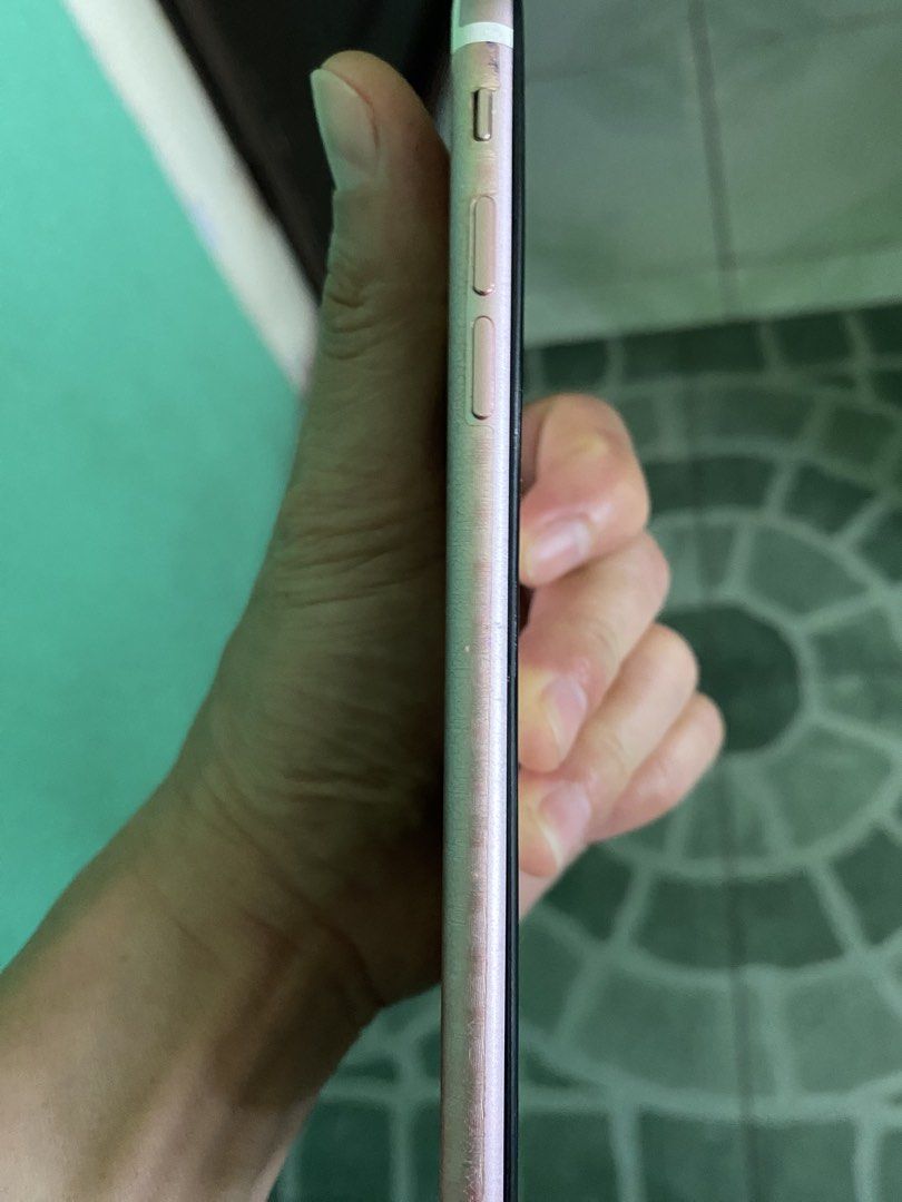 iphone 7 plus (Category: iPhone 7 Series) located in Cavite. Submitted by argeteherbert03 (Listing ID 1466949415, Image 3). Description: issue finger print at ung touch sensor minsa ng double touch lcd als replace na.