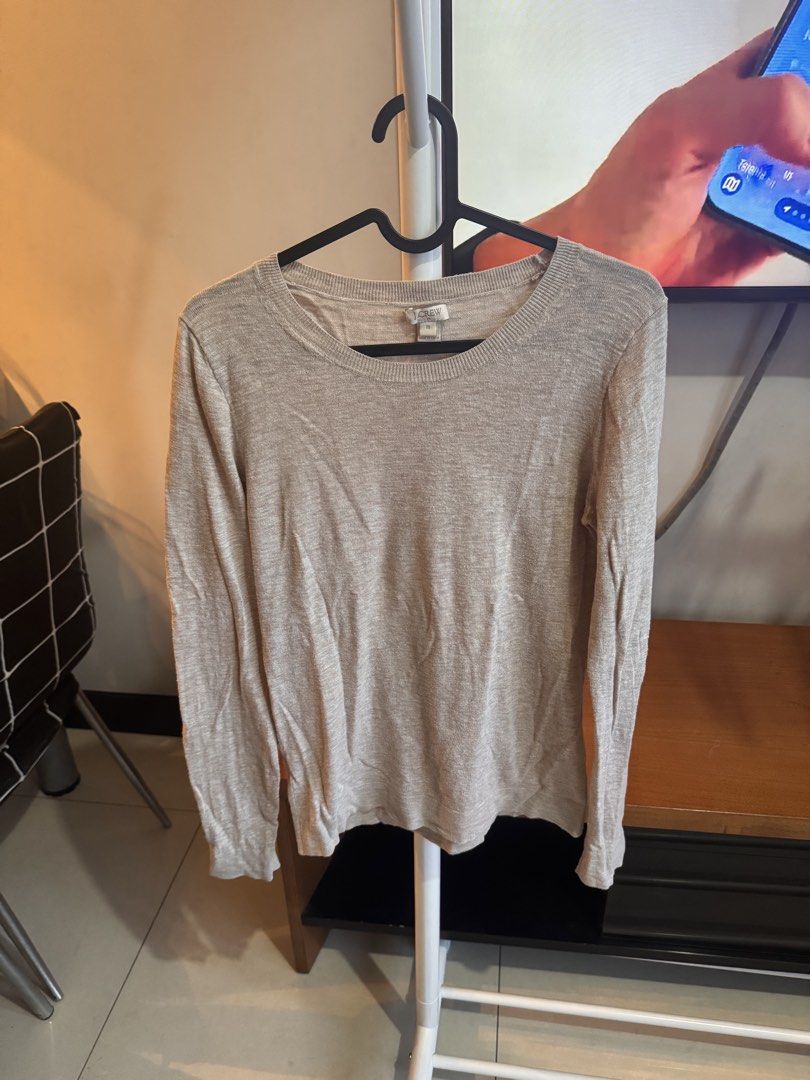 J. Crew long sleeved shirt (Category: Longsleeves) located in Quezon City. Submitted by essief (Listing ID 1466917896, Image 1). Description: Original JCrew basic crew neck long sleeves Bought from the US! Very comfy and soft material Beige in color No when worn photos .