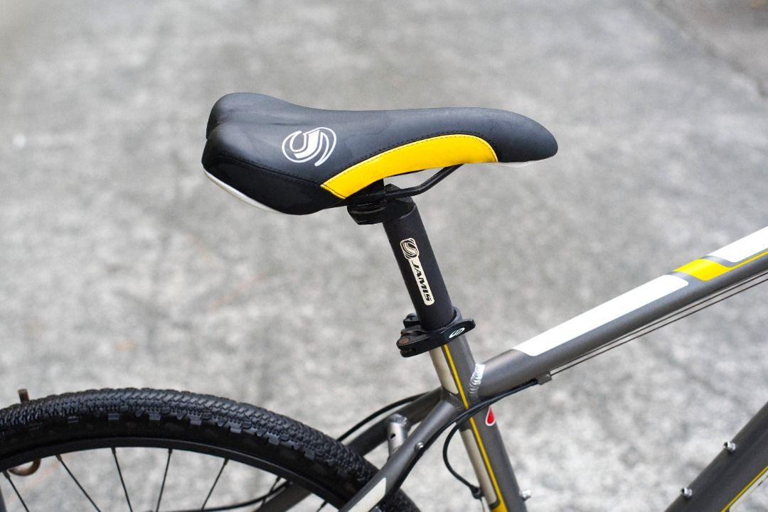 Jamis Mountain Bike Grey Yellow (Category: Bicycles) located in Caloocan City. Submitted by davidmicha60567 (Listing ID 1466912606, Image 2). Description: Jamis’ Trail X2's frame is made of lightweight-but-strong 6061 series aluminum featuring over-sized, ovalized & tapered tubing for increased frame strength and a 34.9mm seat tube to assure a stiffer pedaling platform Jamis Bicycles is an American distributor of bicycles, designed in the US and 