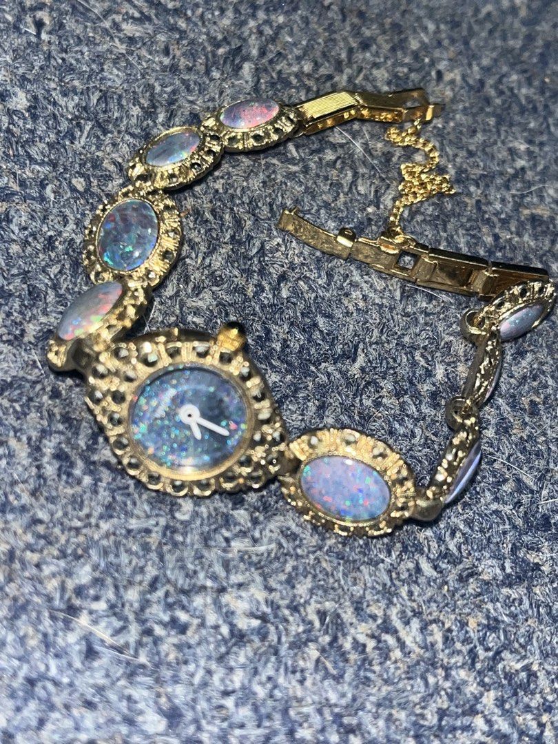 Janopal watch (Category: Luxury Watches) located in Caloocan City. Submitted by reyn_santi (Listing ID 1466935450, Image 1). Description: .