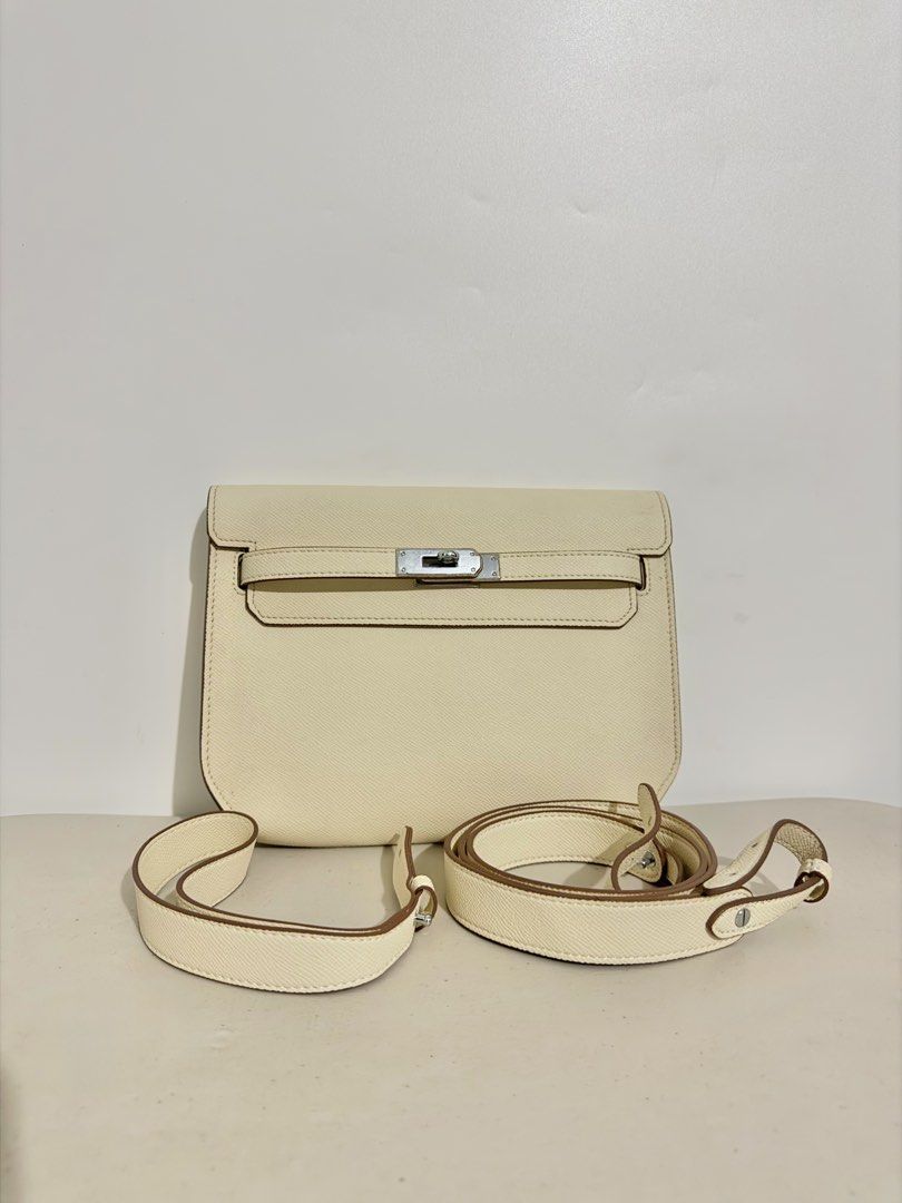 Japan 2way Bag (Category: Luxury Bags & Wallets) located in Manila. Submitted by coachiqueclosetbysuei_3rdaccnt (Listing ID 1466943108, Image 1). Description: 💫 Inspired 💨Mis 💫 𝐒𝐨𝐮𝐫𝐜𝐞: Japan🇯🇵 💫 𝐈𝐬𝐬𝐮𝐞: None 💫 𝐂𝐨𝐧𝐝𝐢𝐭𝐢𝐨𝐧: 10/10 Excellent Condition 💫 𝐎𝐭𝐡𝐞𝐫𝐬: 2 way Sling ang Clutch Bag 💫 The color may vary due to lighting 💫 What you see is what you get ——————𝓜𝓾𝓼𝓽 𝓡𝓮𝓪𝓭!——————— 📍 𝐋𝐨𝐜𝐚𝐭𝐢𝐨𝐧: Intramuros