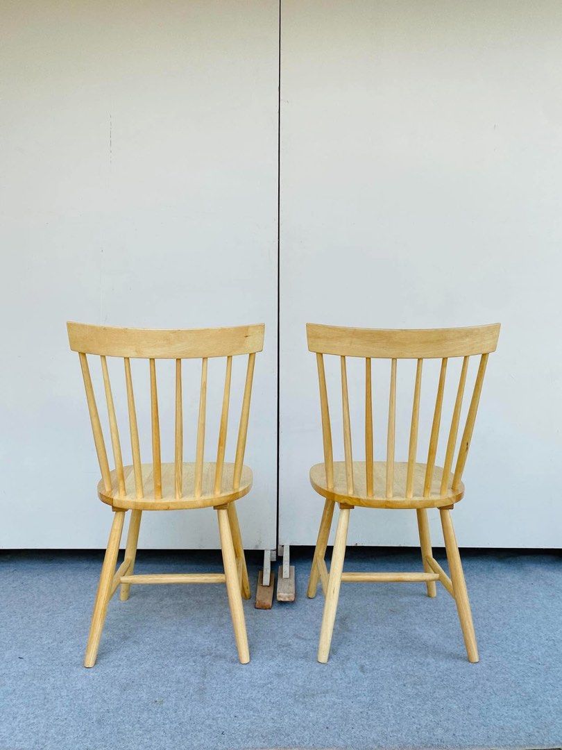 “JAPAN SURPLUS” 2PCS WINDSOR DINING CHAIRS (Category: Chairs) located in Manila. Submitted by jerichocal17856 (Listing ID 1466841140, Image 2). Description: “JAPAN SURPLUS” 2PCS WINDSOR DINING CHAIRS SIZE: 17L” x 17W” x 18Sh” x 34H” inches (AS-IS ITEM) IN GOOD CONDITION.