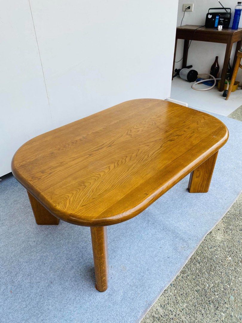 “JAPAN SURPLUS” HEAVY OAKWOOD CENTER TABLE (Category: Tables & Sets) located in Manila. Submitted by jerichocal17856 (Listing ID 1466840251, Image 3). Description: “JAPAN SURPLUS” HEAVY OAKWOOD CENTER TABLE SIZE: 35L” x 24W” x 16H” inches (AS-IS ITEM) IN GOOD CONDITION.