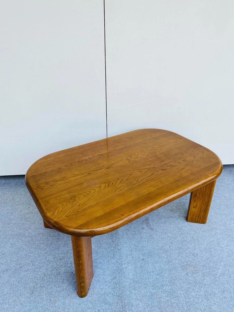 “JAPAN SURPLUS” HEAVY OAKWOOD CENTER TABLE (Category: Tables & Sets) located in Manila. Submitted by jerichocal17856 (Listing ID 1466840251, Image 1). Description: “JAPAN SURPLUS” HEAVY OAKWOOD CENTER TABLE SIZE: 35L” x 24W” x 16H” inches (AS-IS ITEM) IN GOOD CONDITION.