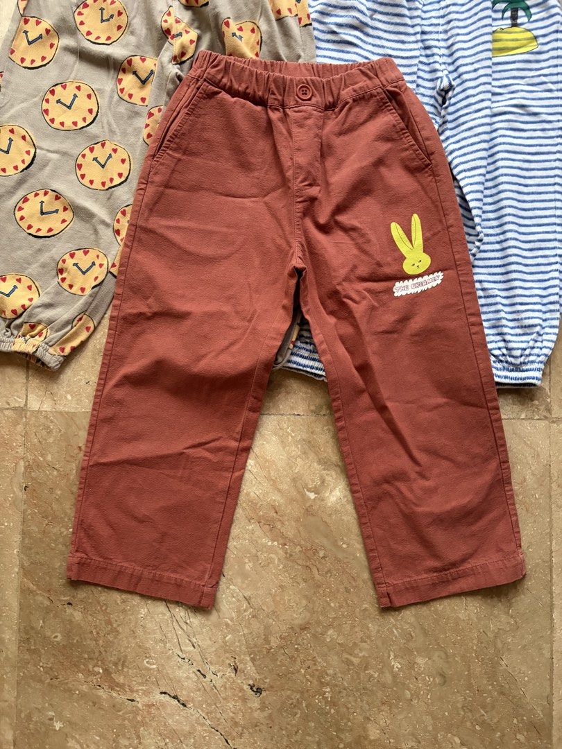 Jelly Mallow Kids' Pants Bundle (Category: Babies & Kids Fashion) located in Quezon City. Submitted by tidyup.lara (Listing ID 1466970690, Image 2). Description: Buy all in photo for PHP 350 Size: 4–5Y / 110 cm Condition 9/10: good as new .