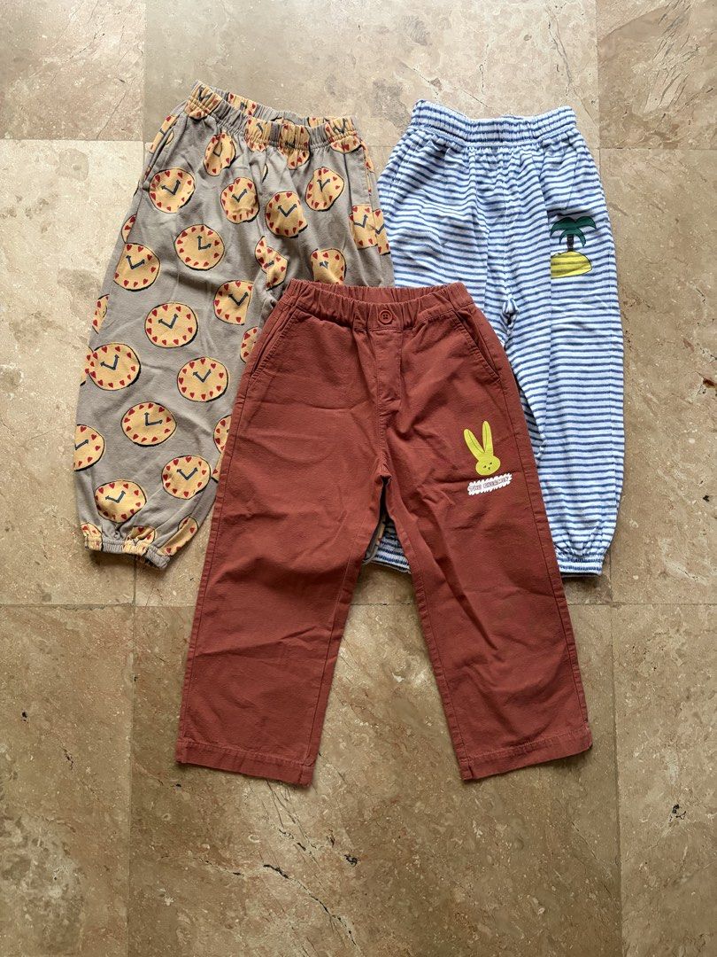 Jelly Mallow Kids' Pants Bundle (Category: Babies & Kids Fashion) located in Quezon City. Submitted by tidyup.lara (Listing ID 1466970690, Image 1). Description: Buy all in photo for PHP 350 Size: 4–5Y / 110 cm Condition 9/10: good as new .