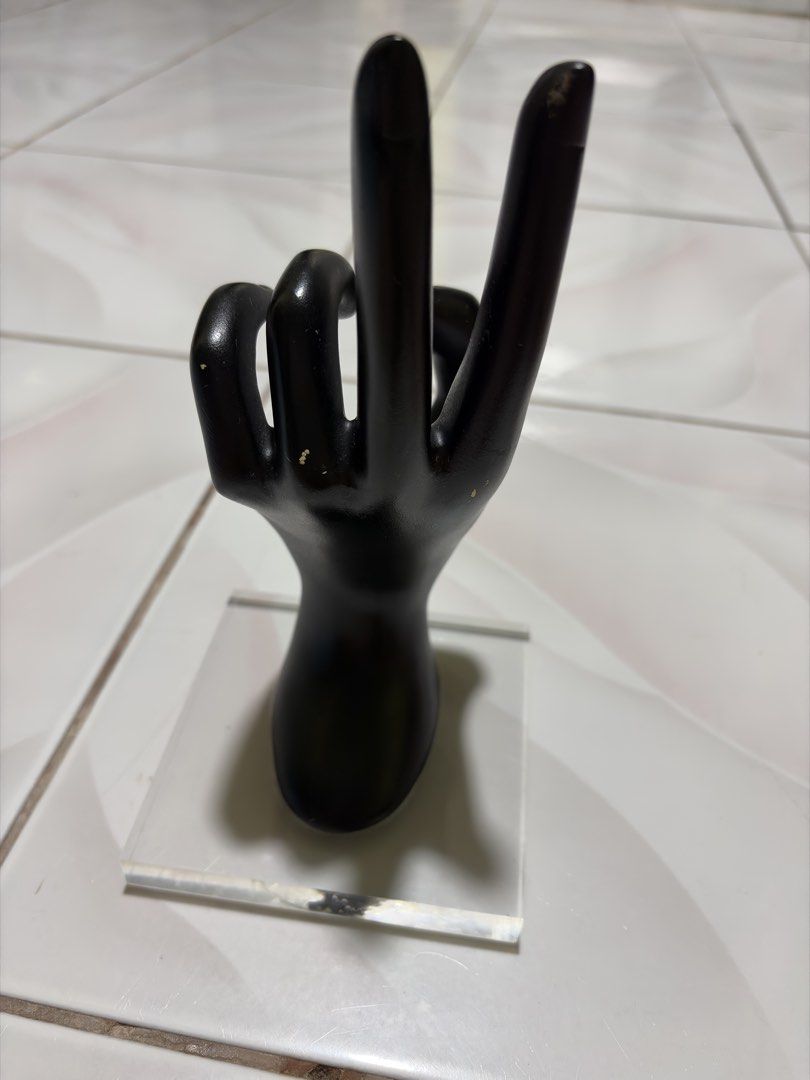 Jewelry Holder (Category: Accessory Holder, Box & Organizers) located in Makati City. Submitted by mjfernandez (Listing ID 1466854459, Image 2). Description: Jewelry Holder to use for watches, rings, ang bracelets.