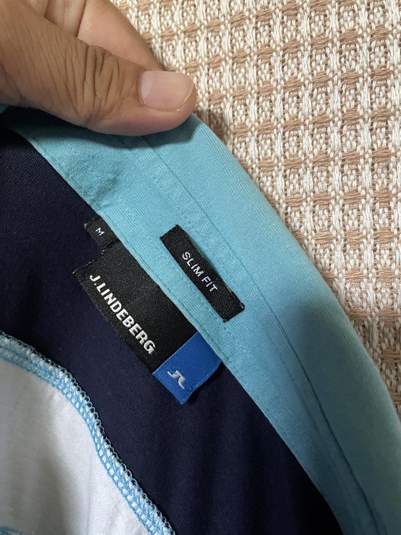 JLindeberg Polo (Category: Luxury Accessories) located in Liloy. Submitted by juan2thrift (Listing ID 1466828785, Image 3). Description: JLindeberg Polo Color Rate - 9/10 Condition - 9/10 100% Cotton Very Good Condition Minimal Signs of Usage.