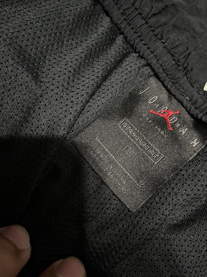 JORDAN (Category: Joggers) located in Baguio. Submitted by dnew1s (Listing ID 1466787449, Image 3). Description: JORDAN WOVEN PANTS 30-34x41 EXCELLENT CONDITION 1080+SF DISCLAIMER: PLEASE NOTE THAT I D’ NEWONE IS NOT AFFILIATED WITH OR ENDORSED BY ANY BRAND. ANY BRAND NAMES OR TRADEMARKS MENTIONED ARE THE PROPERTIES OF THEIR RESPECTIVE OWNERS..
