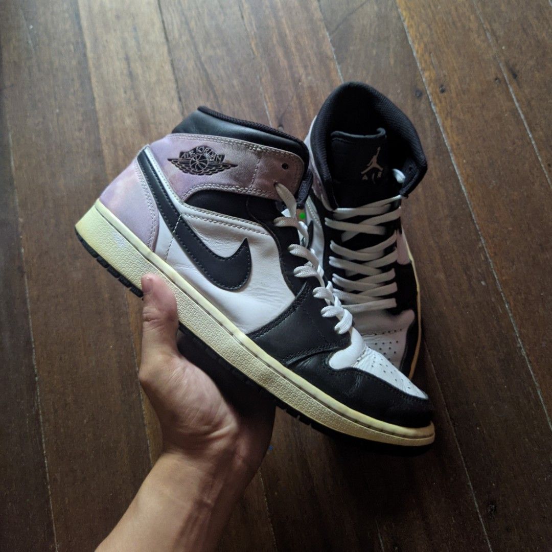 Jordan 1 High (Category: Sneakers) located in Dasmarinas. Submitted by _thrift.lang_ (Listing ID 1466859333, Image 3). Description: Nike Jordan 1 Size 42 800 Dasmariñas Cavite Delivery or Meet up.