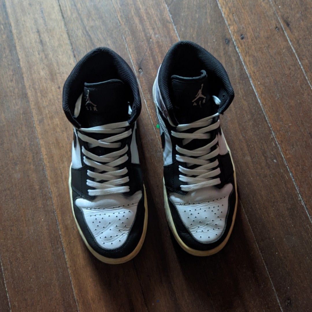 Jordan 1 High (Category: Sneakers) located in Dasmarinas. Submitted by _thrift.lang_ (Listing ID 1466859333, Image 2). Description: Nike Jordan 1 Size 42 800 Dasmariñas Cavite Delivery or Meet up.