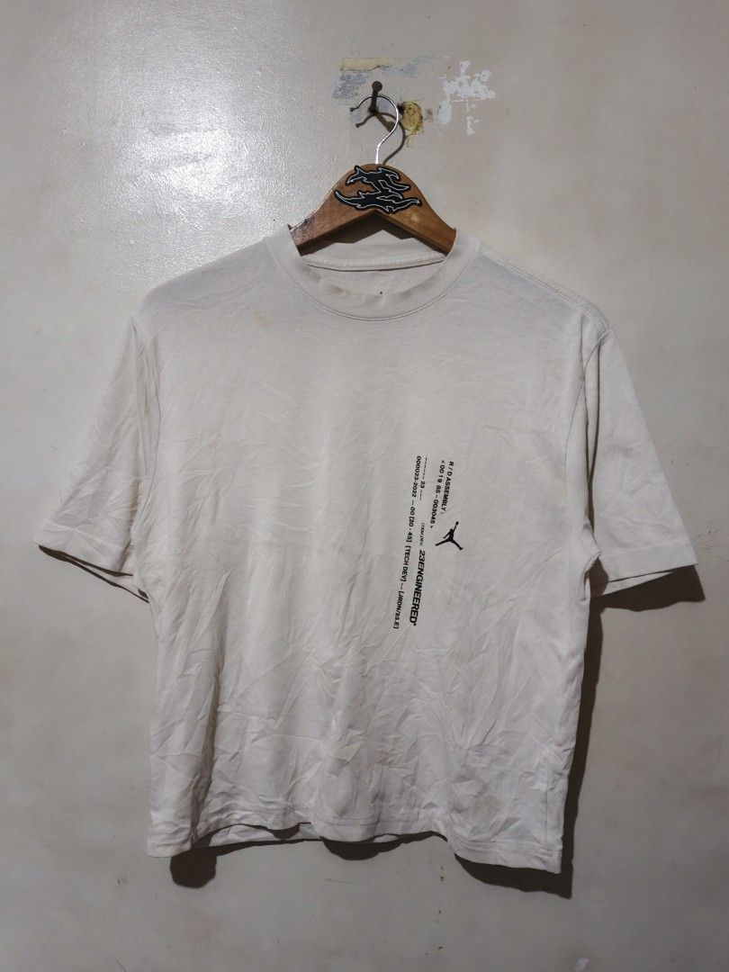 JORDAN 23 ENGINEERED BOXY SHIRT (Category: Tshirts & Polo Shirts ) located in Ligao. Submitted by kennethrift_finds (Listing ID 1466936388, Image 1). Description: MEDIUM 21×24 COLOR RATE: 9.5/10 NO ISSUE/CUT WAHSTAG ONLY EXCELLENT CONDITION.