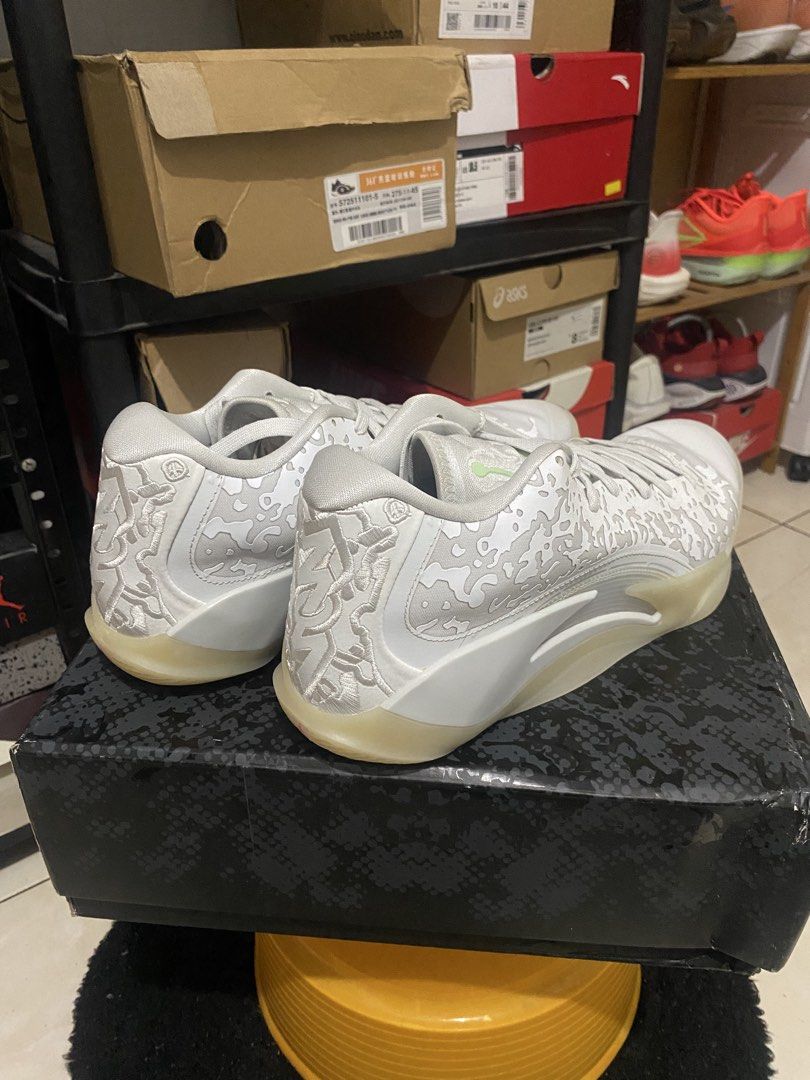 Jordan Zion 3 (Category: Sneakers) located in San Pedro. Submitted by angge325 (Listing ID 1466940969, Image 3). Description: Jordan Zion 3 Size 13 fit to size 12 ₱ 3,500.