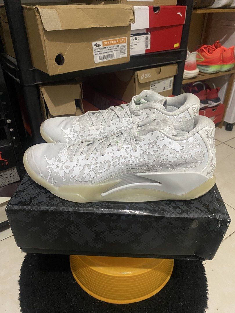 Jordan Zion 3 (Category: Sneakers) located in San Pedro. Submitted by angge325 (Listing ID 1466940969, Image 1). Description: Jordan Zion 3 Size 13 fit to size 12 ₱ 3,500.