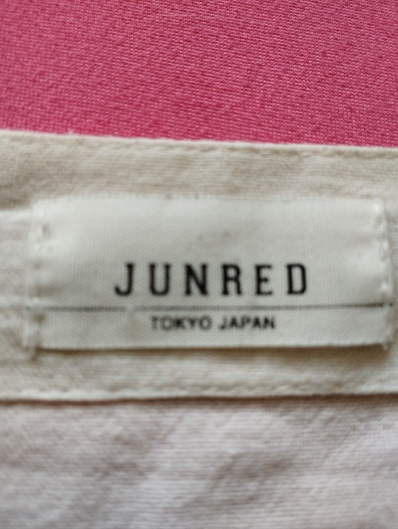 Junred Tokyo Japan (Category: Shirts) located in San Fernando. Submitted by nerosales (Listing ID 1466792750, Image 2). Description: Junred Tokyo Japan Shirt Small: width 21 in./length 26 inches zipper opening on left shoulder 250 pesos only Shipping: J&T Payment: Gcash NO COD / NO COP.