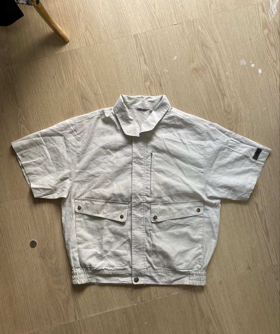 Kansai Uniform 1990s Short Sleeve Work Jacket (Category: Tshirts & Polo Shirts ) located in Zamboanga. Submitted by ak.hunt (Listing ID 1466940323, Image 1). Description: Size large Dimes: Width pit to pit 22 Length 26 Issue yellow stain on pocket see last pic Very good condition .