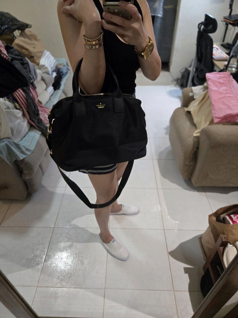 Kate Spade Cross body Bag (Category: Cross-body Bags) located in Manila. Submitted by silentphoenix.799537 (Listing ID 1466816806, Image 1). Description: Complete..
