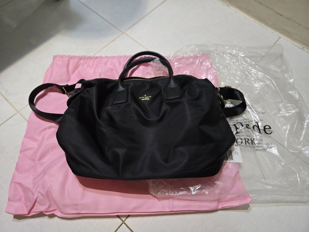 Kate Spade Cross body Bag (Category: Cross-body Bags) located in Manila. Submitted by silentphoenix.799537 (Listing ID 1466816806, Image 3). Description: Complete..
