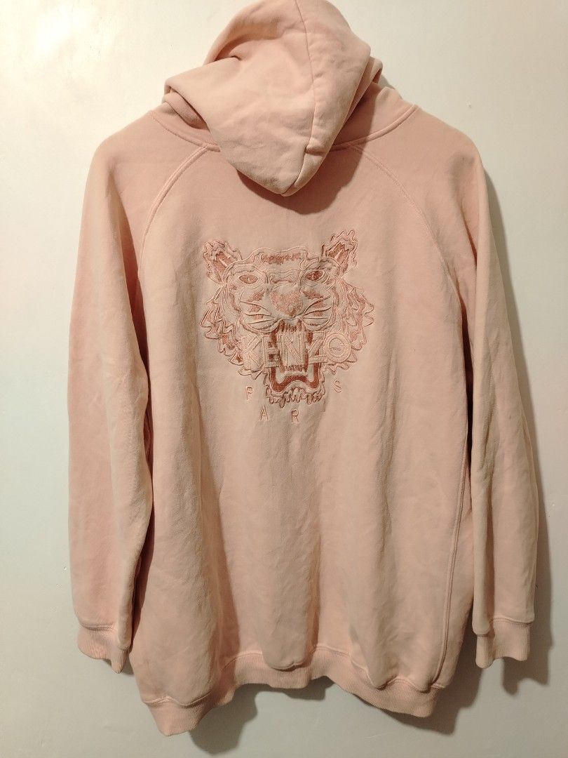 Keno Hoodie (Category: Coats, Jackets and Outerwear) located in Candijay. Submitted by 6312_streetwear (Listing ID 1466787630, Image 2). Description: 22x29.
